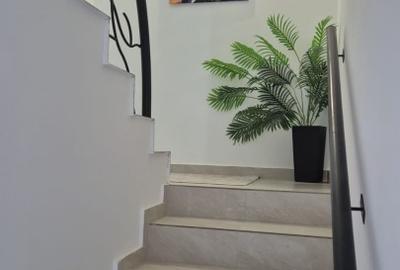 Casa tip înșiruită 175.000 - 12