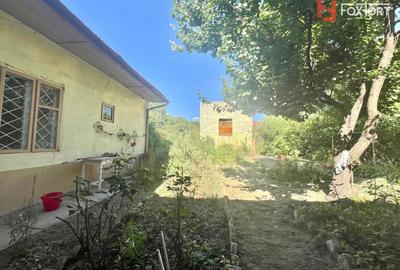 Casa de vanzare la curte comuna Zona Lunei - COMISION 0% - 15