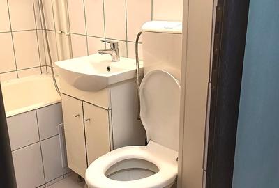 Garsoniera Galata, etaj intermediar, mobilata si utilata! - 6