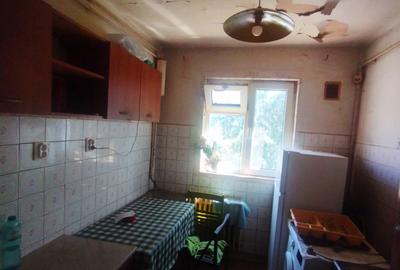 Vânzare apartament 2 camere – Drumul Taberei, Str. Brașov Piața Moghioroș - 10
