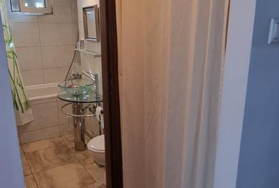 Policlinica Titan- metrou - 21