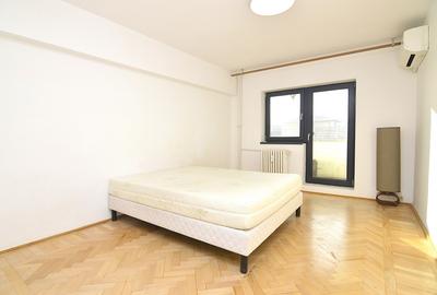 VANZARE APARTAMENT 3 CAMERE UNIRII – RADU VODA - 13