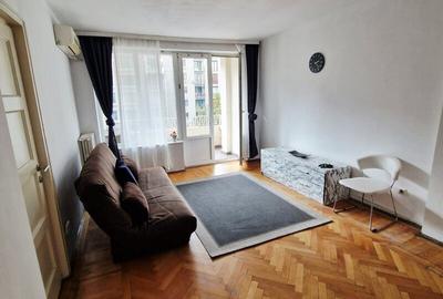 ROMANA , METROU, APROAPE DE ASE AP 2 CAM MOBILAT SI UTILAT COMPLET - 1