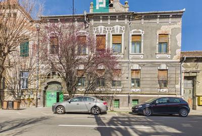 Imobil solid, cu potențial. Ultracentral - 1