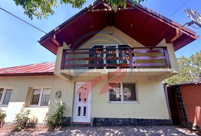 Casă individuală cu 6 camere în Cârcea
