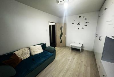 Apartament cu 2 camere, decomandat, Alexandru cel Bun