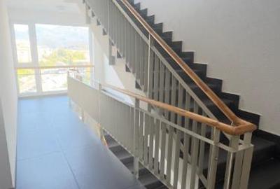 Garsoniea bloc nou, intrare Racadau, priveliste deosebita - 8