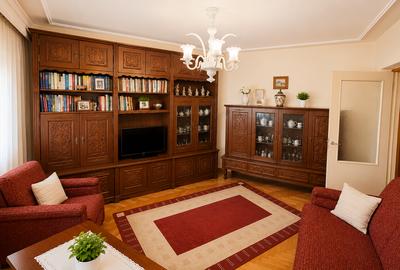 Apartament 3 camere zona Centrala - 1