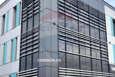 Birou, de 310 mp, în Est