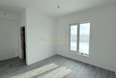 Casa Individuala - 3 camere - 2 bai - 371 mp teren - 10