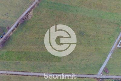 Teren intravilan în Tocile - 39 euro/mp - 4354 m² - 2 fronturi - 9