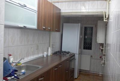 Garsoniera centrala proprie etaj 1/4 Gorjului, Militari - 1