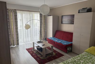 Garsonieră decomandată în Avantgarden