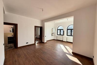 Apartament de vacanta (AP8) - TVA 0% - Vila in stil Neo-Romanesc - 2
