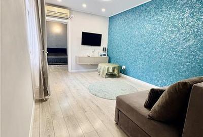 Apartament cu 2 camere semidecomandat, mobilat în Faleza Nord