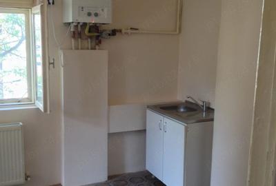 Apartament în Vilă Domenii-Cașin | 3 Camere, Curte 250mp & 4 Locuri Parcare - 10