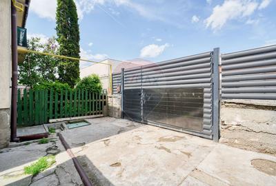 Casă / Vilă cu 6 camere de vânzare în zona Bartolomeu - 42