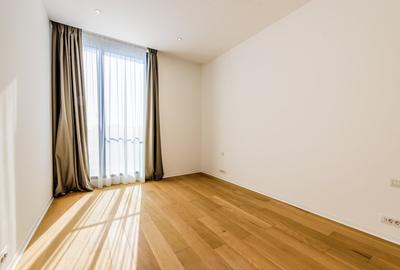 NEO MAMAIA B3.3 - 18