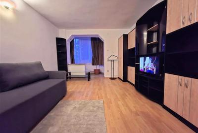 Apartament cu 2 camere decomandat, mobilat în Centrul Civic