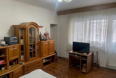 Unirii-Manastirea Antim 3 camere Vila - 2