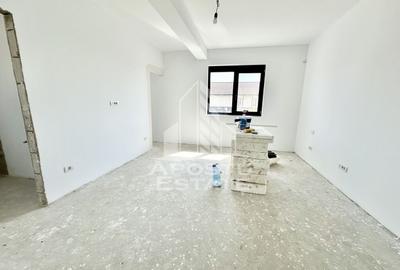 Duplex alipit cu 4 camere situat in vatra satului din Giroc - 6