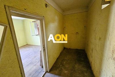 Oportunitate de investiție! 740 mp teren cu casa demolabila, Cetate - 7
