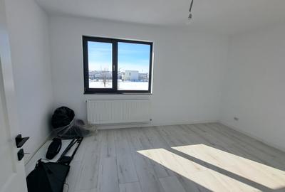VILA SUPERBA CU 5 CAMERE  IN COMPLEX REZIDENTIAL CU CIRCUTI INCHIS - 26