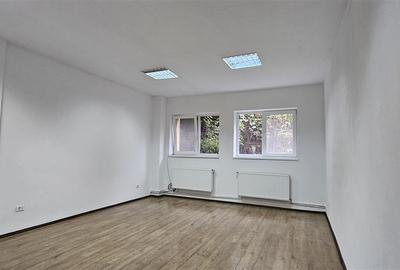 Spațiu comercial, 30 mp în Ultracentral