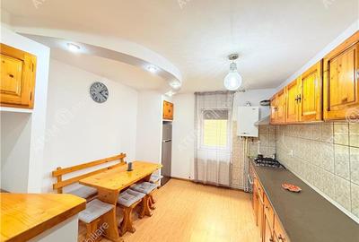 Apartament cu 2 camere decomandatecu pivnita zona Vasile Aaron - 7