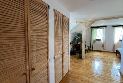 Casa Baciu zona linistita, 4 camere , gradina - 12