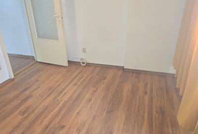 Vand apartament 3 camere în Deva, zona ultracentrală Lido-Casa de Pensii, etaj 2 - 6
