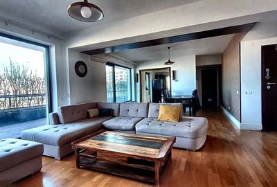 Apartament cu 4 camere, mobilat în Domenii