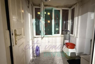 2 camere in BLOC RUSESC - 8