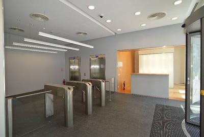 Swan Office Park cladirea Henley, Nord, 245 - 484 mp  0% comision! - 10