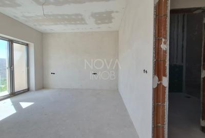 Casa generoasa cu 7 camere, 3 bai, dressing si parcare – Sura Mica - 14