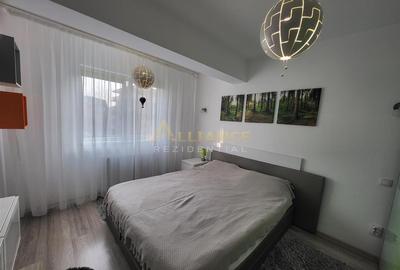 Apartament cu 2 camere decomandat în Central