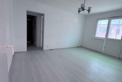 Apartament cu 2 camere semidecomandat în Electroprecizia