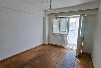 De vanzare 3 camere decomandat - 6