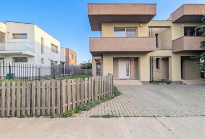 Casă individuală cu 4 camere în Tunari