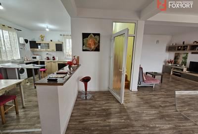 Casa individuala cu 7 camere, spatioasa in Sofronea - 2