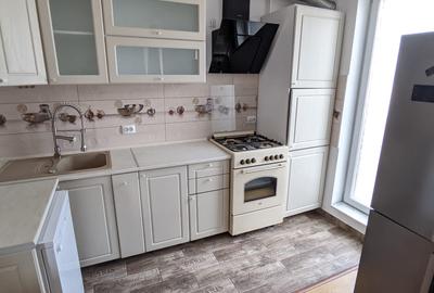 Apartament de vânzare, 3 camere, 74 mp, Andrei Mureșanu zona Sigma - 12
