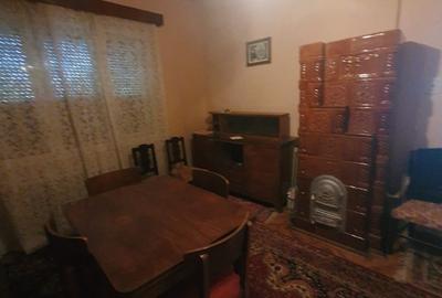 Casa luminoasa,situata in zona linistita si cu gradina - 6