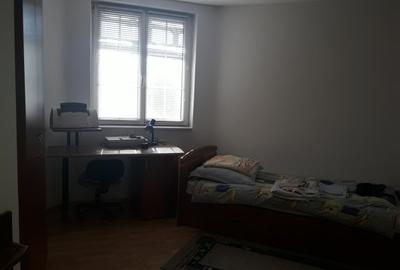 Vila  in regim de inaltime D+P+E+M  intr-o  zona rezidentiala cu 1000 mp.teren - 6