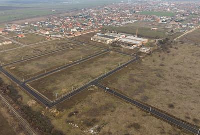 Teren intravilan de 606 mp în Vladimirescu - 2