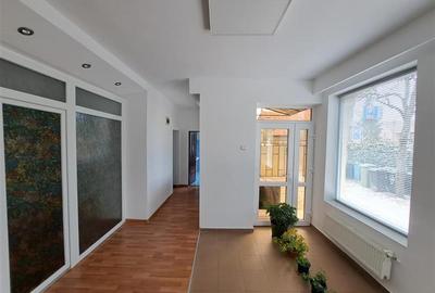 Casa individuala, 120 mp utili + 20 locuri parcare, situat in cartierul Someseni - 7