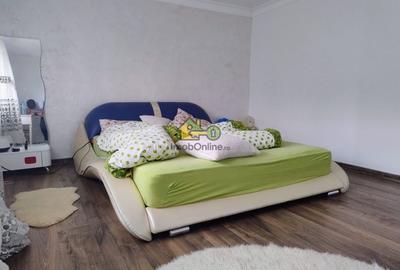 Vilă elegantă cu design luxos și grădină superb amenajată în Șag - 17