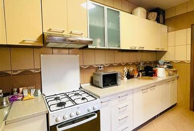 VANZARE CASA VILA 4 camere CALEA GRIVITEI  NICOLAE TITULESCU SECTOR 1 - 8