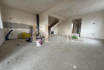 Duplex cu 5 camere în Moșnița Nouă
