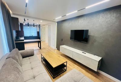 Apartament cu 2 camere semidecomandat, mobilat în Florești