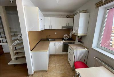 Apartament 4 camere decomandate si balcon in zona Strand din Sibiu - 9